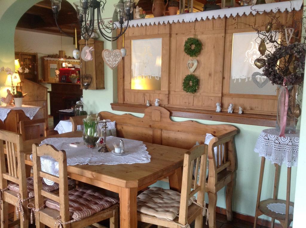 Landgasthof Friedl Hotel Sankt Lorenzen bei Knittelfeld Ngoại thất bức ảnh